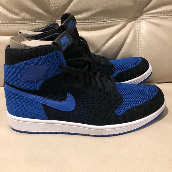 Air Jordan Retro 1 OG High Flyknit "Royal" - Picture 3 of 8